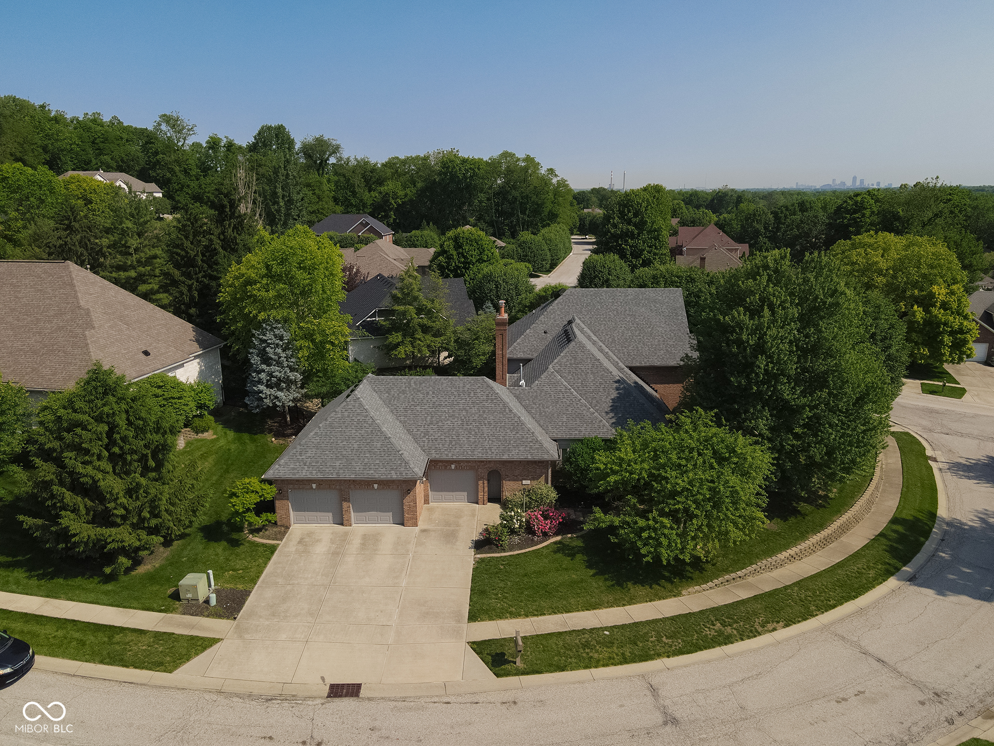 1814 Inisheer Court Indianapolis, IN 46217 - Photo 11 of 85