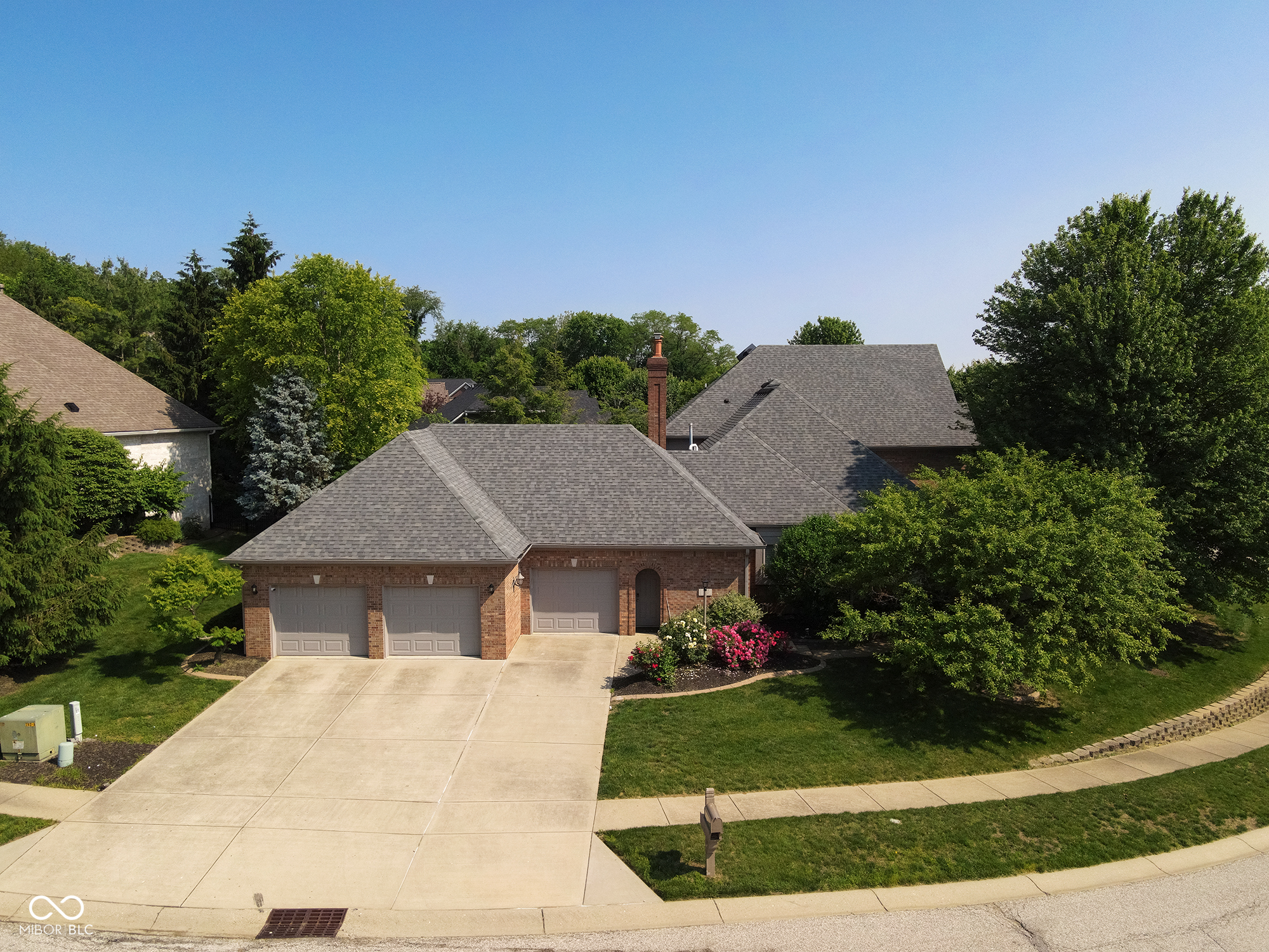 1814 Inisheer Court Indianapolis, IN 46217 - Photo 12 of 85