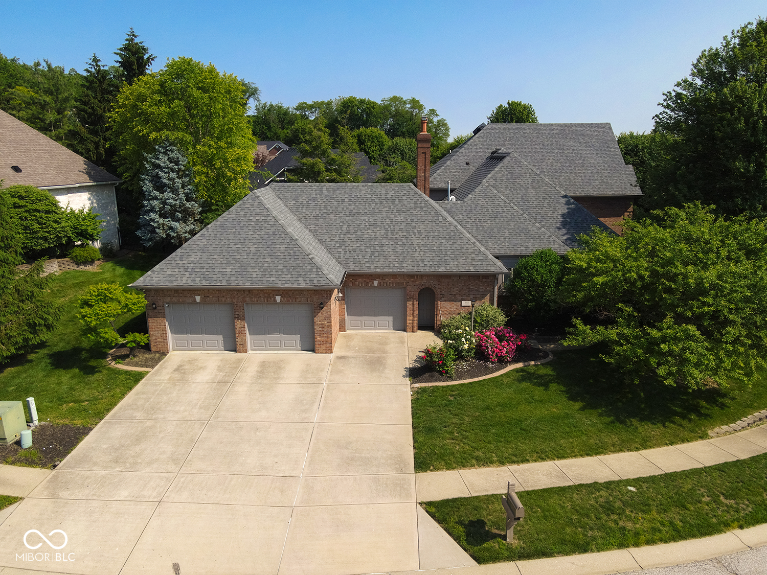 1814 Inisheer Court Indianapolis, IN 46217 - Photo 5 of 85