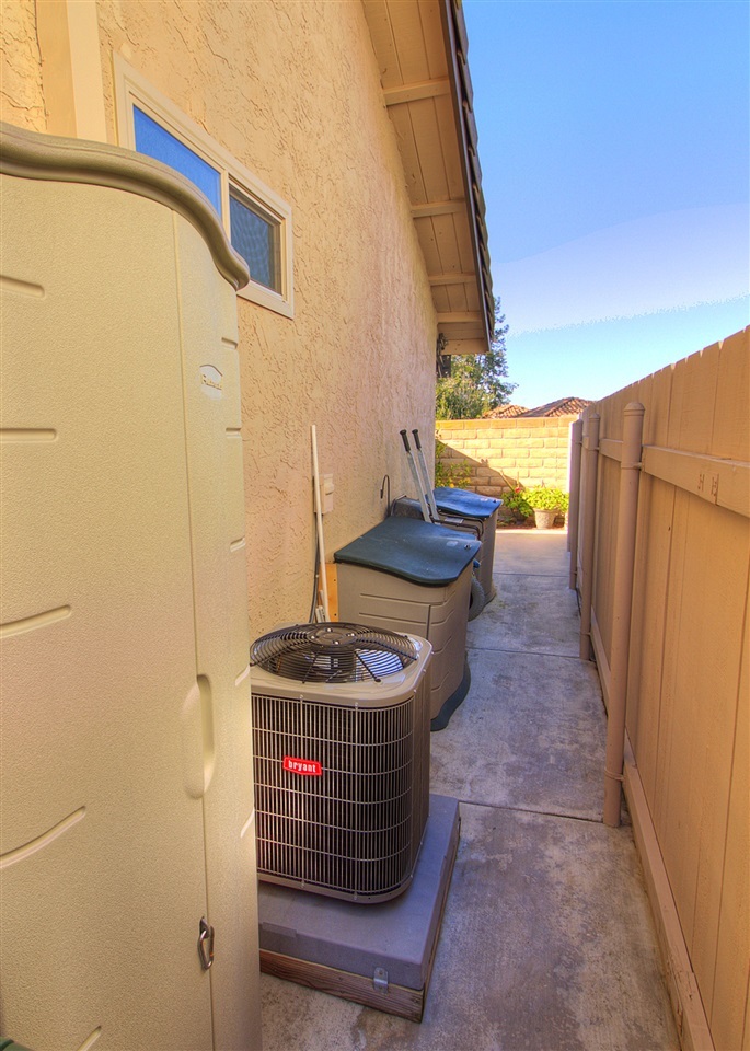 1965 Longfellow Road Vista, CA 92081 - Photo 19 of 25 Gallery Image 19