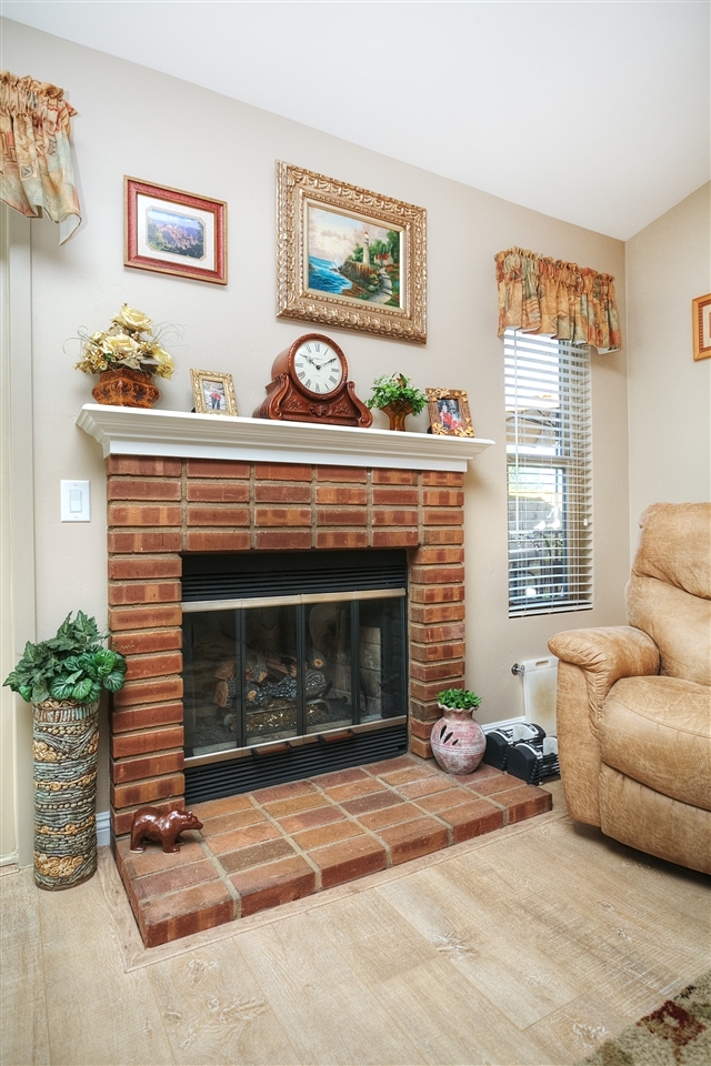 1965 Longfellow Road Vista, CA 92081 - Photo 5 of 25 Gallery Image 5