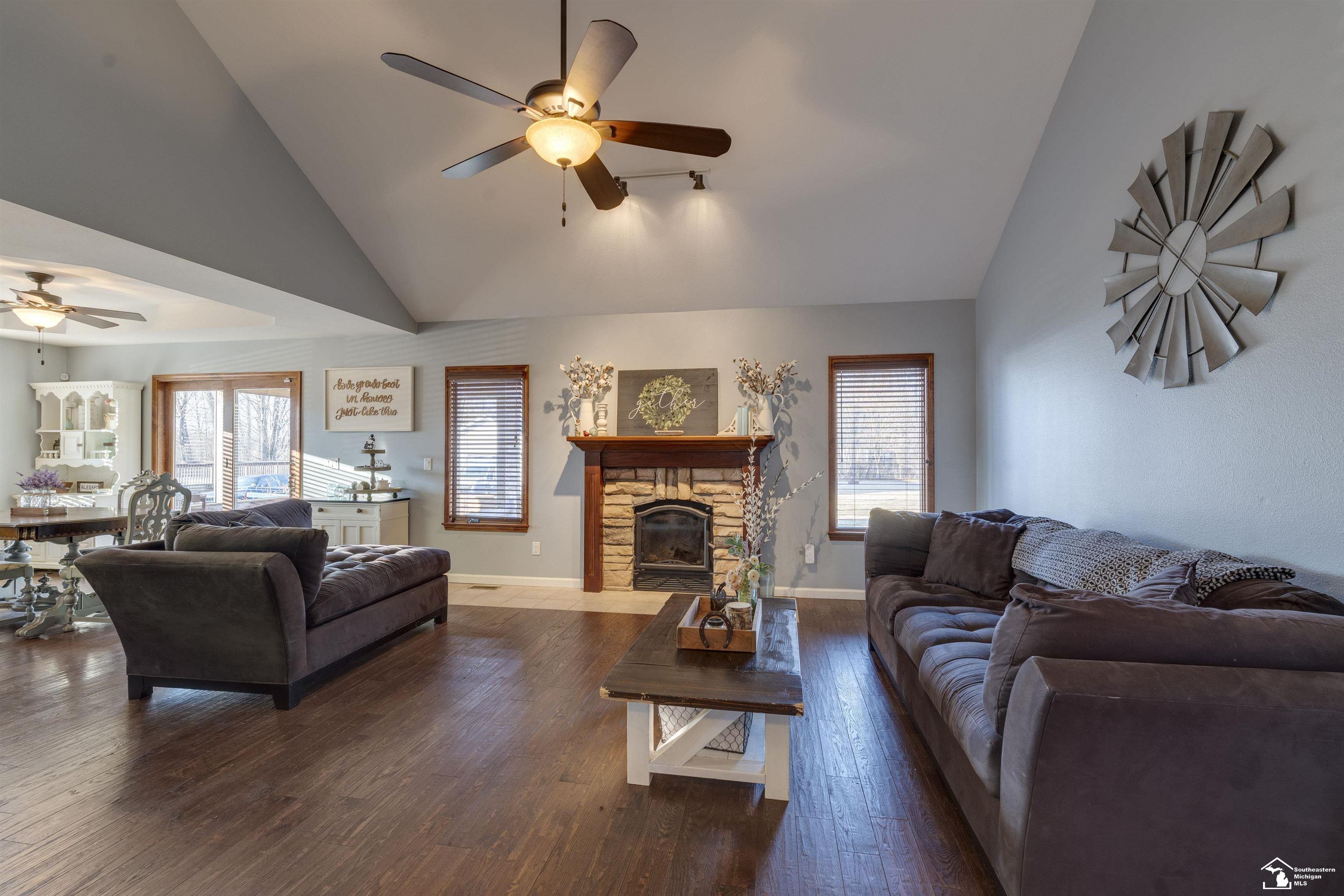 2268 West Dean Road Temperance, MI 48182 - Photo 5 of 35