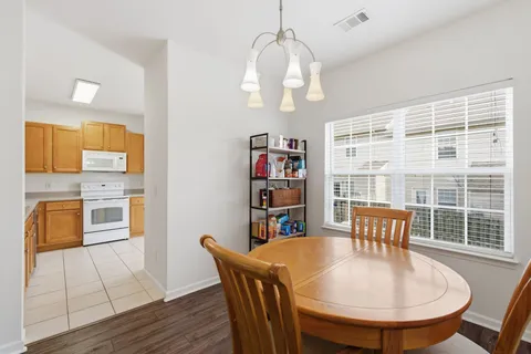 $379,900 | 1101 Downs Boulevard, Unit 254, Franklin, TN 37064