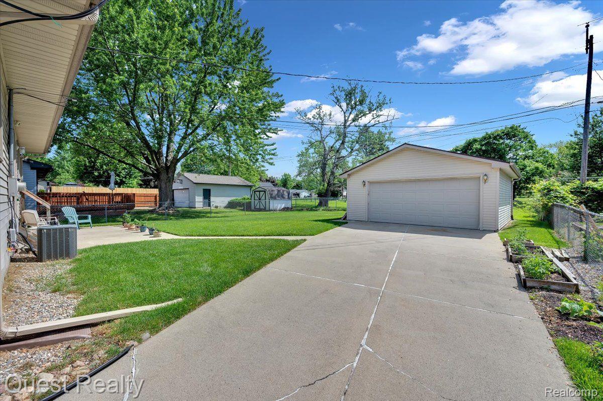 3703 Samuel Avenue Rochester, MI 48309 - Photo 24 of 26 Gallery Image 24