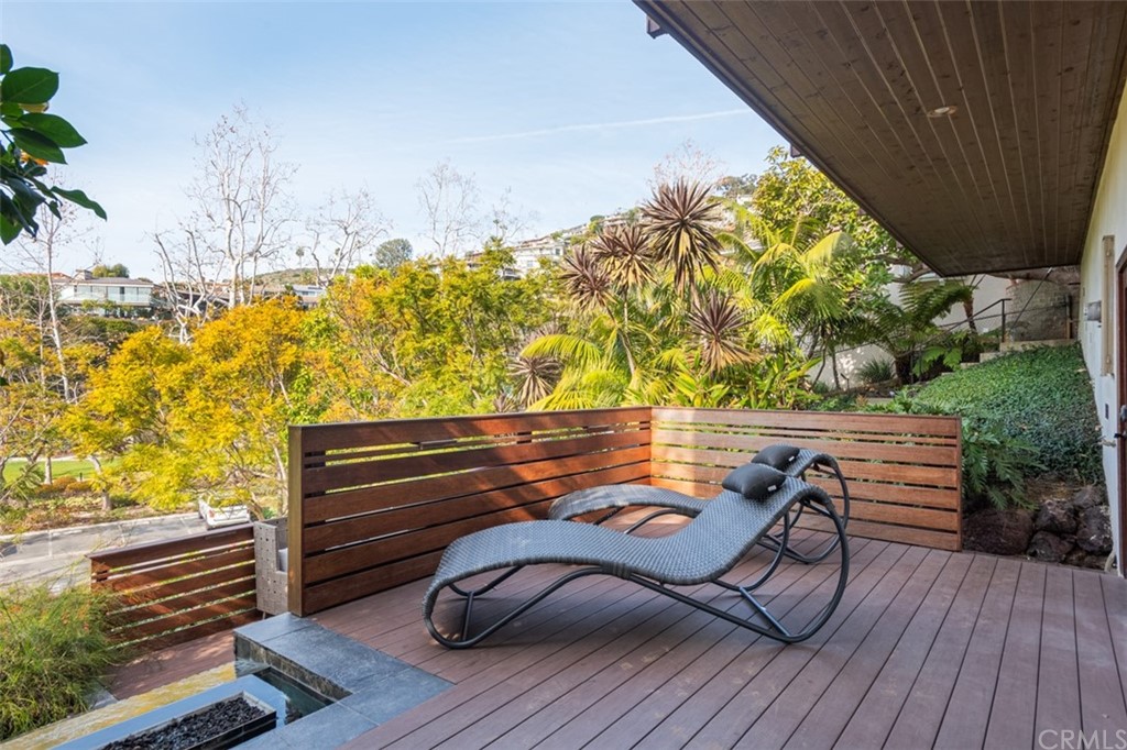 247 Emerald Bay Laguna Beach, CA 92651 - Photo 34 of 47 a view of sitting area with wooden floor