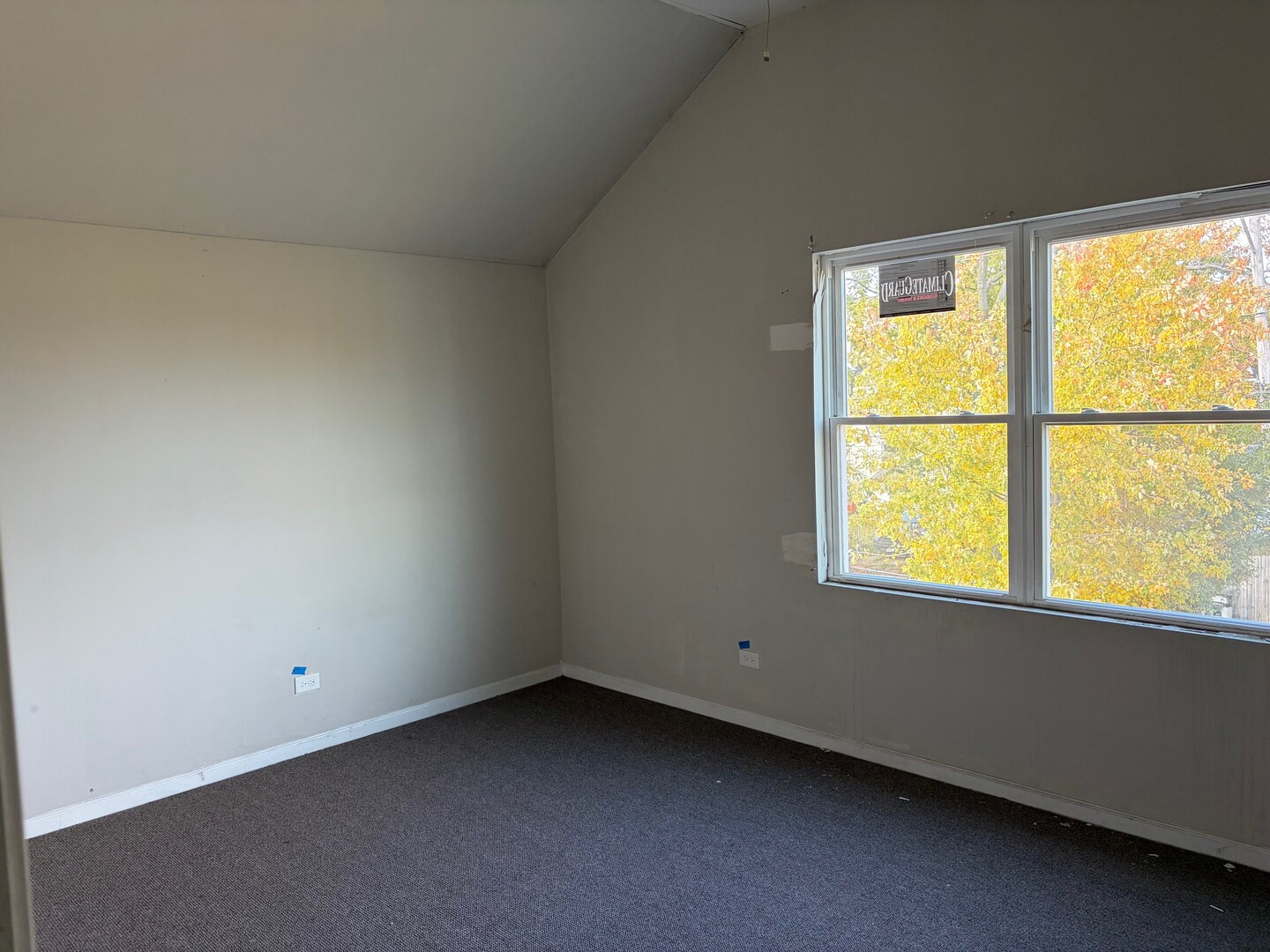 850 West 86th Place Chicago, IL 60620 - Photo 12 of 25 a room view with a window