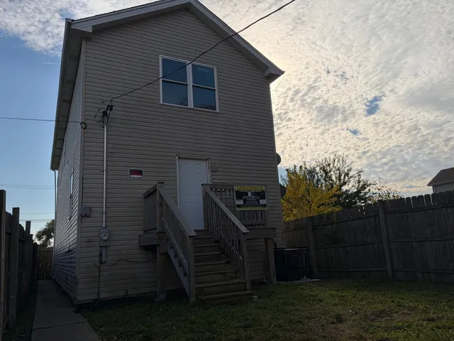 $200,000 | 850 West 86th Place, Chicago, IL 60620