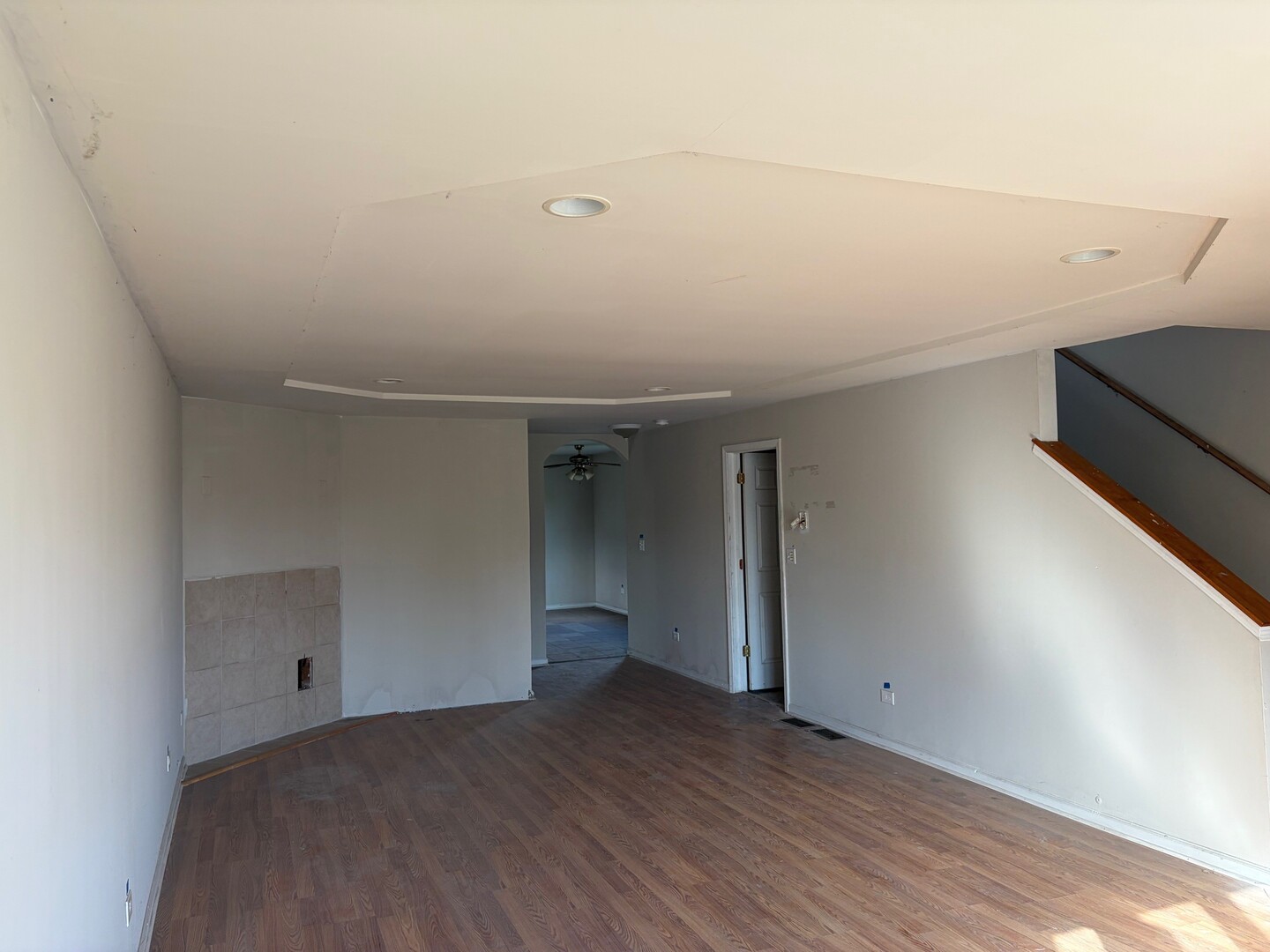 850 West 86th Place Chicago, IL 60620 - Photo 5 of 25 a view of a room with wooden floor