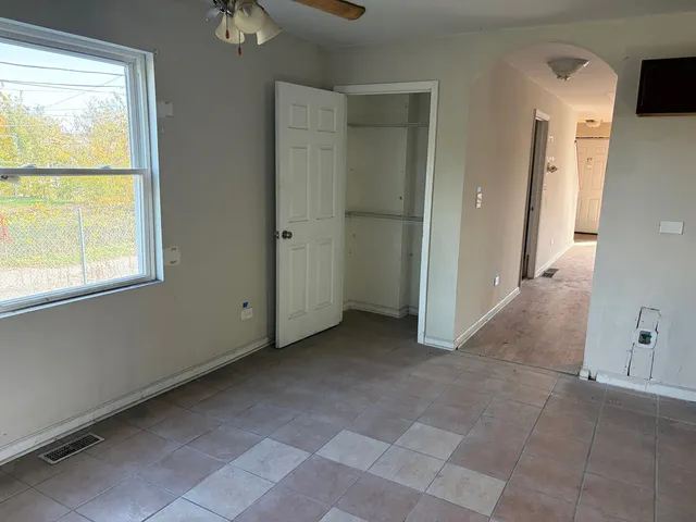 $200,000 | 850 West 86th Place, Chicago, IL 60620