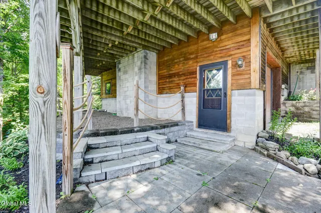 $1,399,000 | 3429 South Shore Road, Day, NY 12822