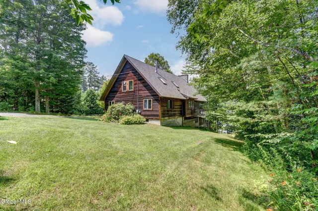 $1,399,000 | 3429 South Shore Road, Day, NY 12822