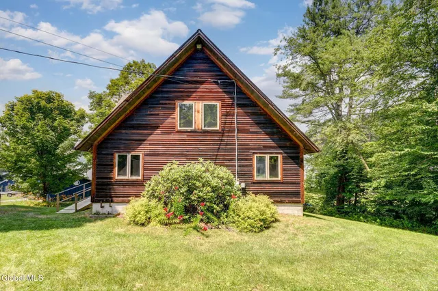 $1,399,000 | 3429 South Shore Road, Day, NY 12822