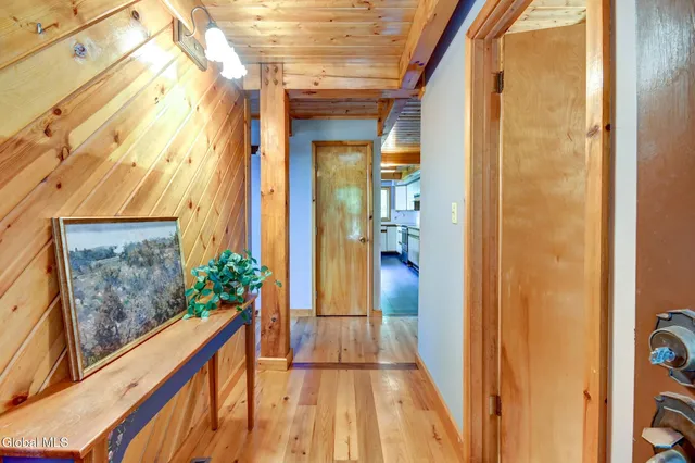 $1,399,000 | 3429 South Shore Road, Day, NY 12822