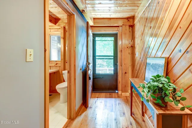 $1,399,000 | 3429 South Shore Road, Day, NY 12822