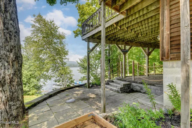 $1,399,000 | 3429 South Shore Road, Day, NY 12822