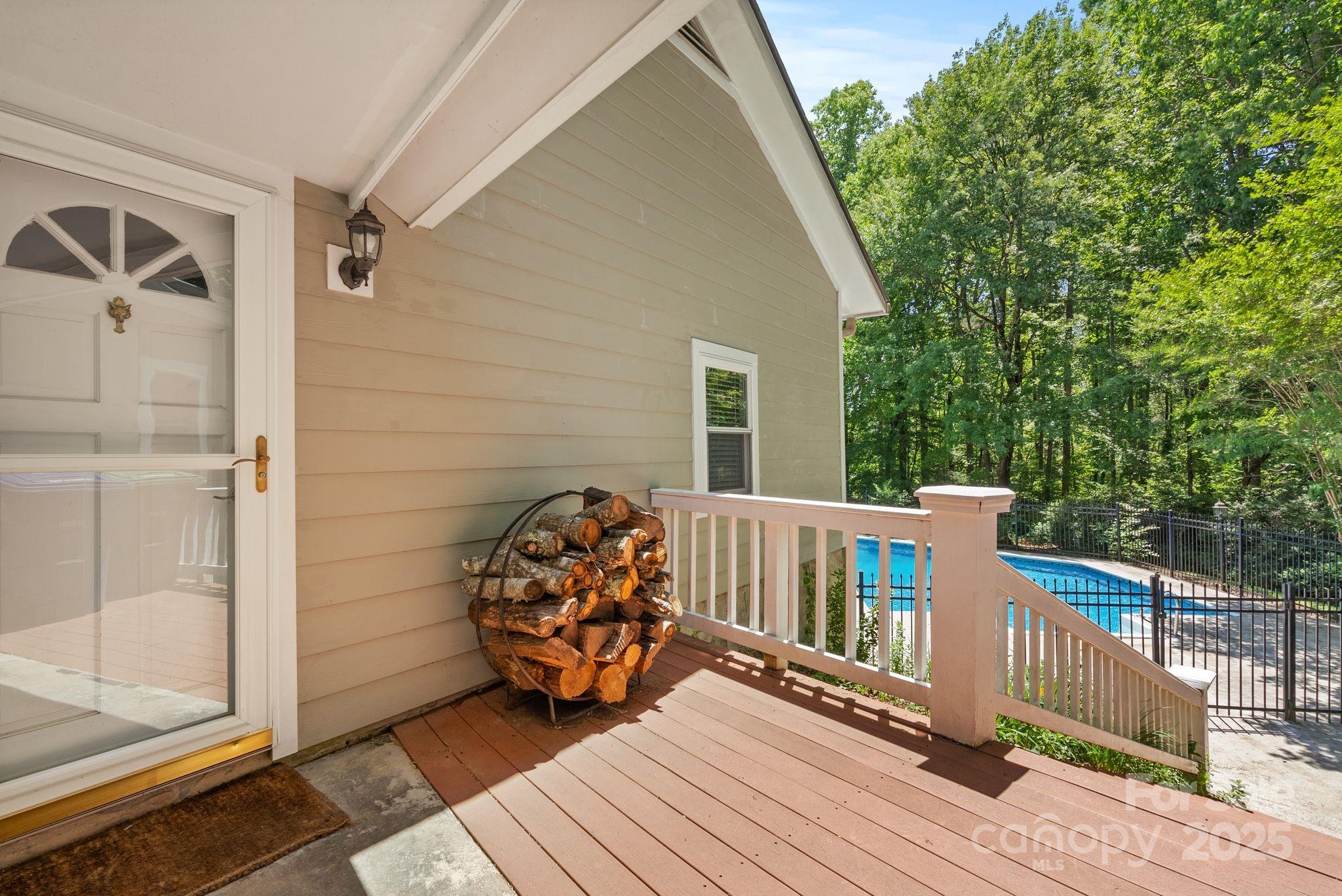 41 Glen Cove Road Arden, NC 28704 - Photo 22 of 39 a view of a deck