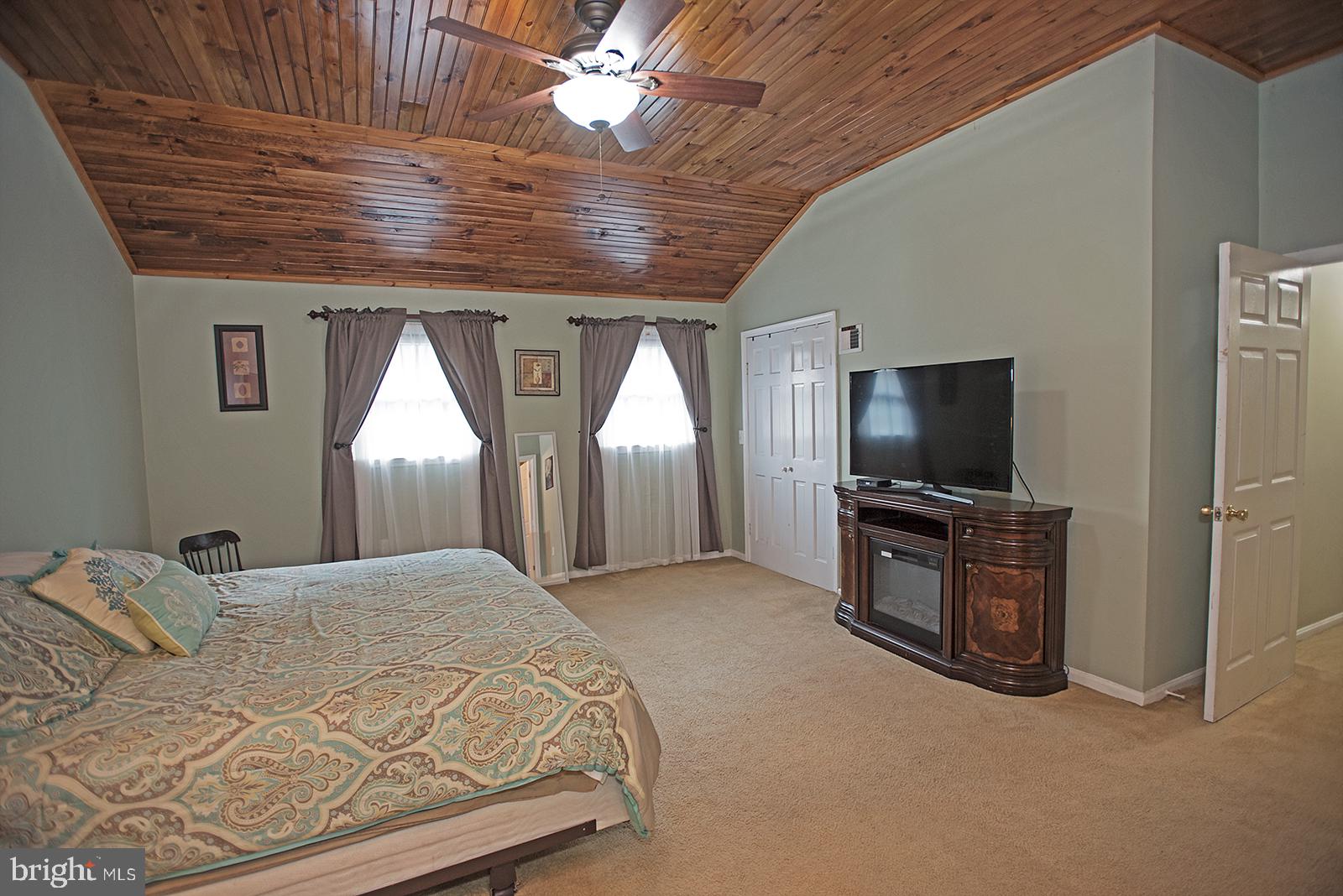 169 Old Orchard Road Chalfont, PA 18914 - Photo 13 of 28 Gallery Image 13