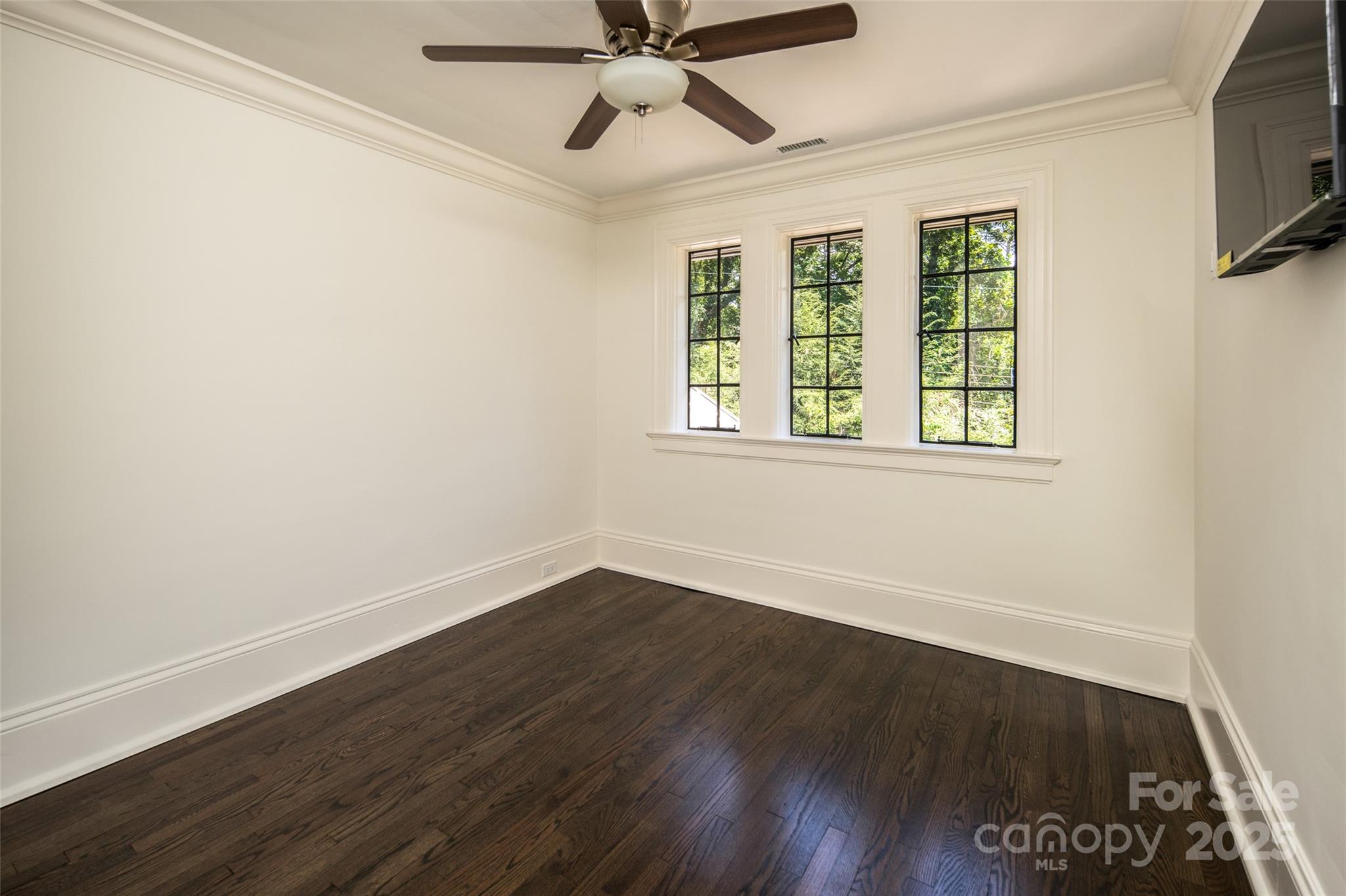 72 Windsor Road Asheville, NC 28804 - Photo 35 of 48