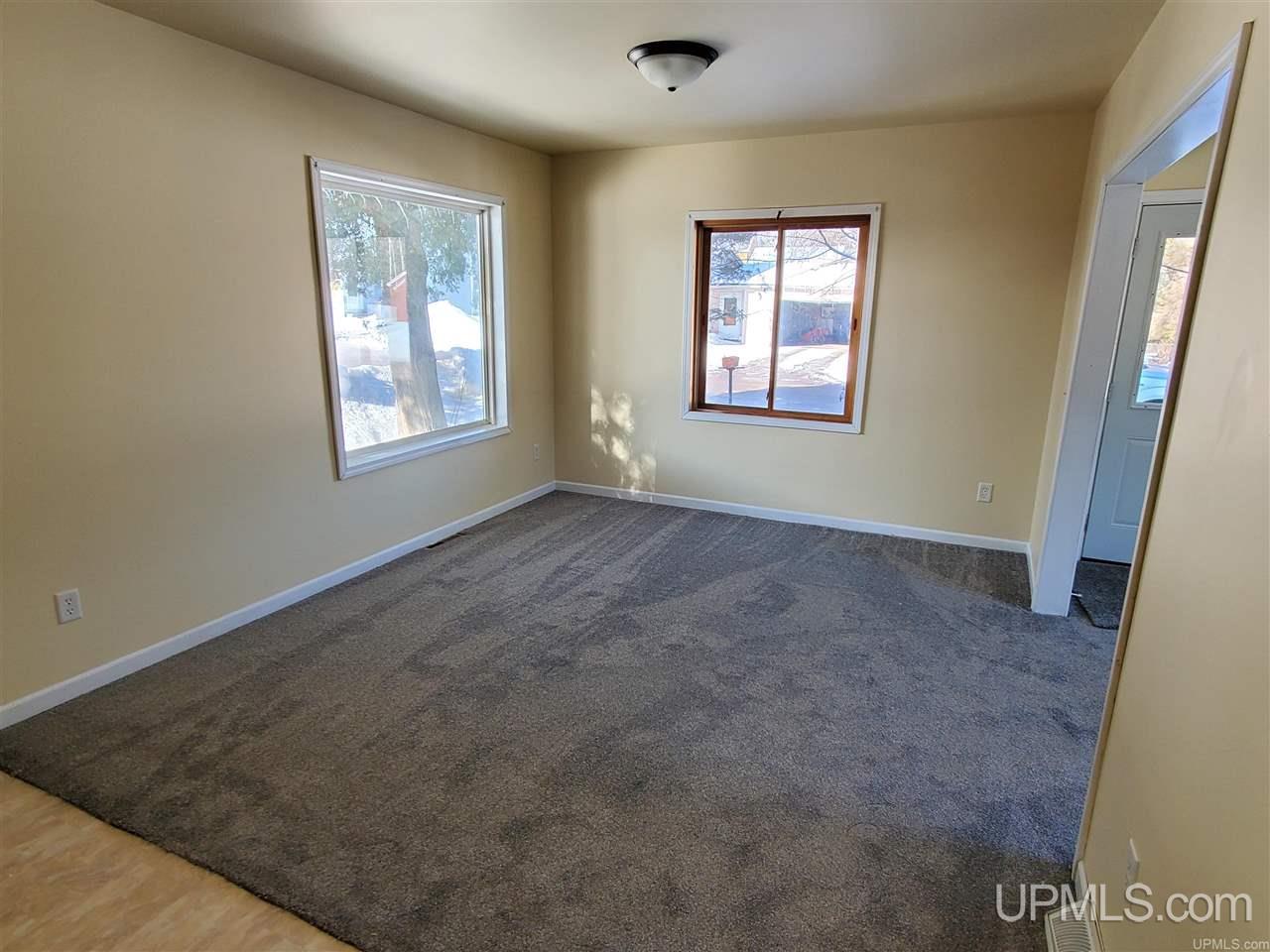 115 Silver Street Ishpeming, MI 49849 - Photo 6 of 17