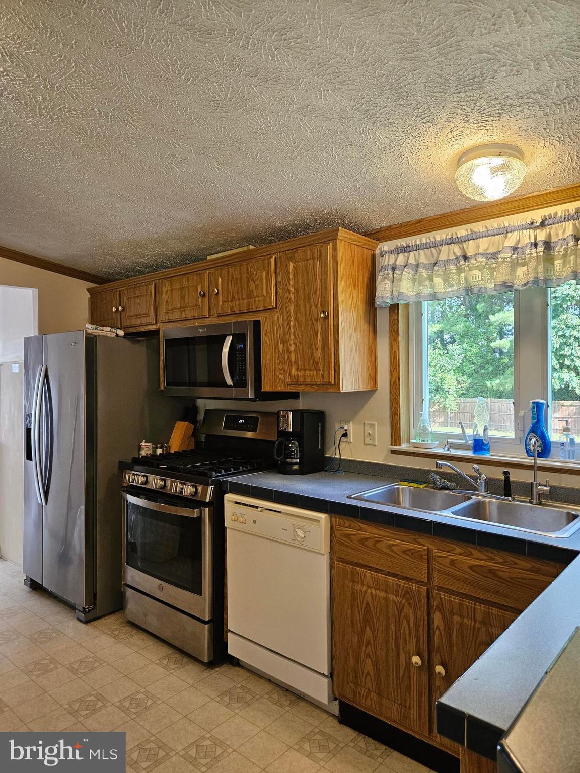 4205 Ridge Crest Road Hurlock, MD 21643 - Photo 8 of 22 Kitchen over looks the fenced back yard