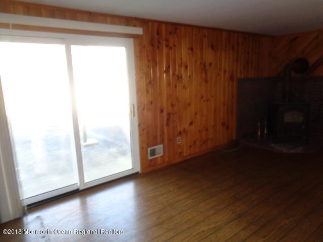 4 Sugar Bush Road Howell, NJ 07731 - Photo 14 of 18 DSC09290