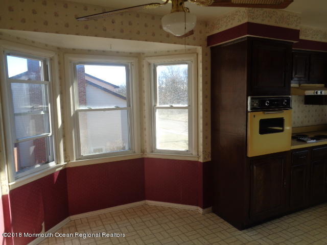 4 Sugar Bush Road Howell, NJ 07731 - Photo 3 of 18 DSC09272
