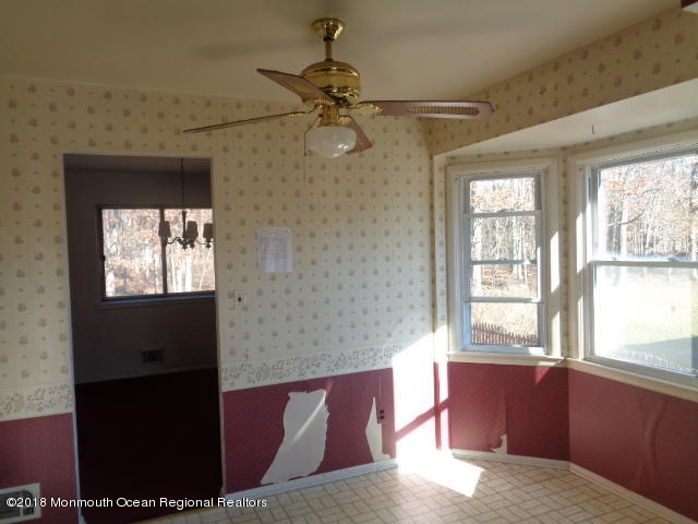 4 Sugar Bush Road Howell, NJ 07731 - Photo 4 of 18 DSC09274