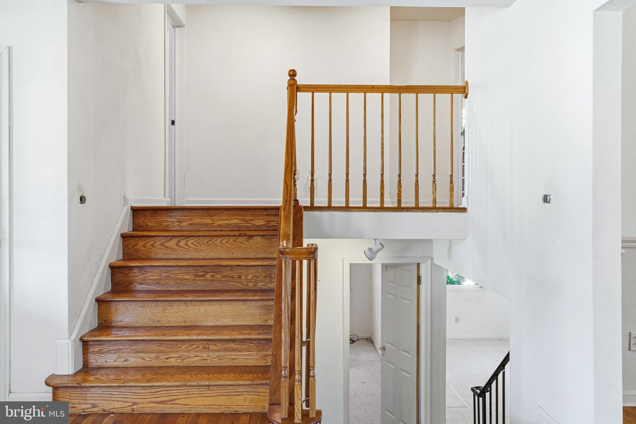 2026 Dumont Road Lutherville-Timonium, MD 21093 - Photo 11 of 41 a view of entryway with wooden floor