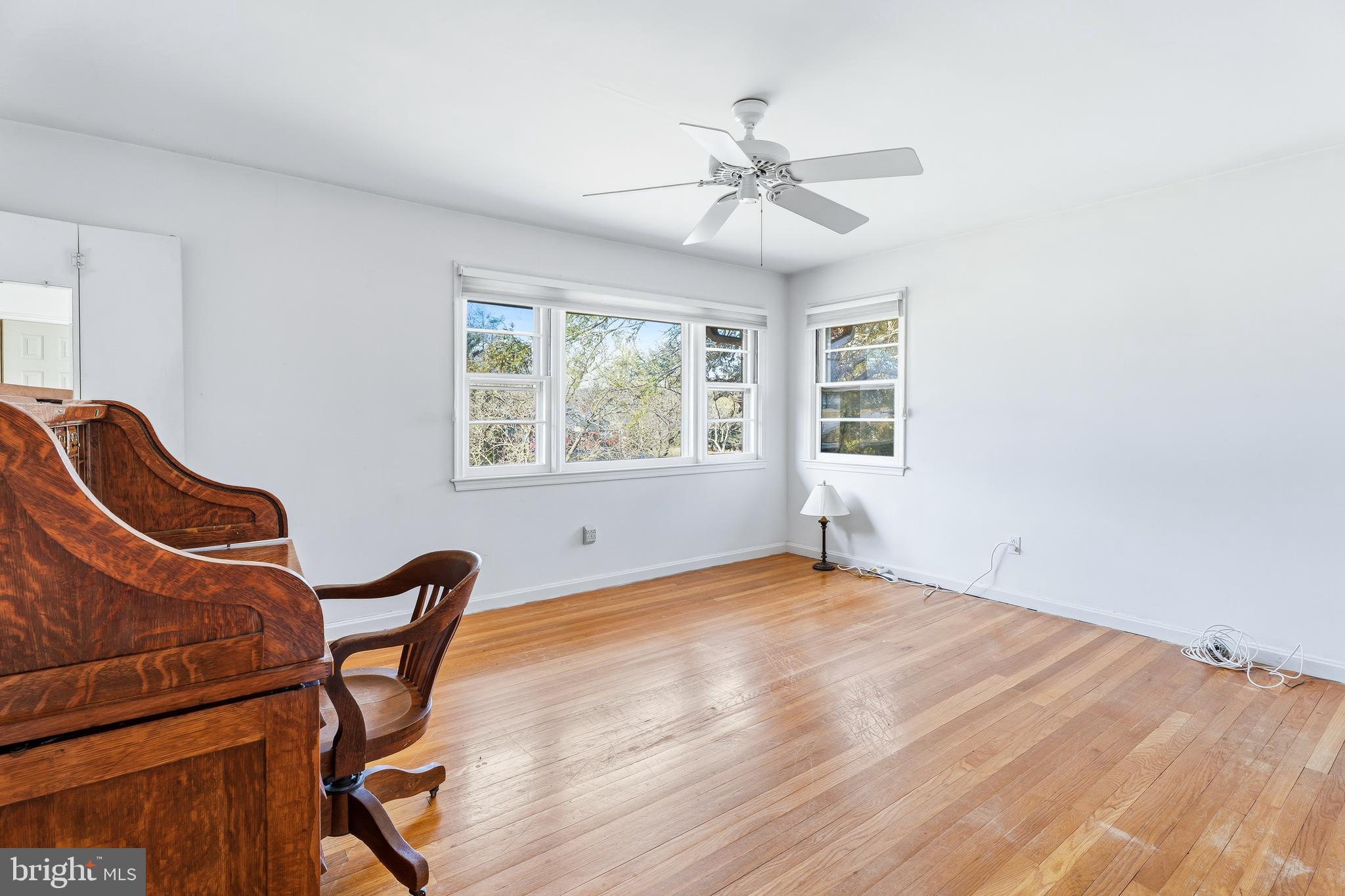 2026 Dumont Road Lutherville-Timonium, MD 21093 - Photo 13 of 41 a view of a livingroom with furniture
