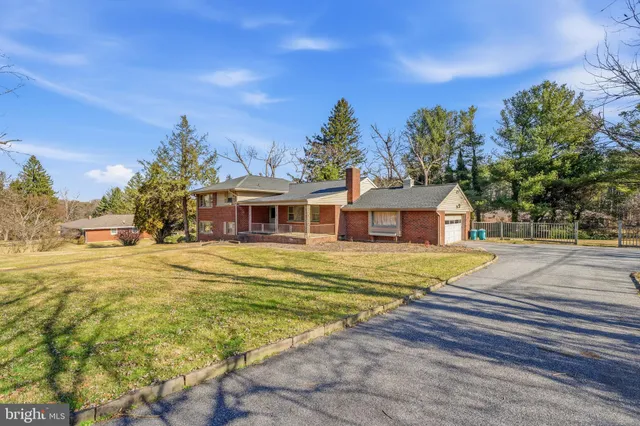 $579,000 | 2026 Dumont Road, Lutherville-Timonium, MD 21093