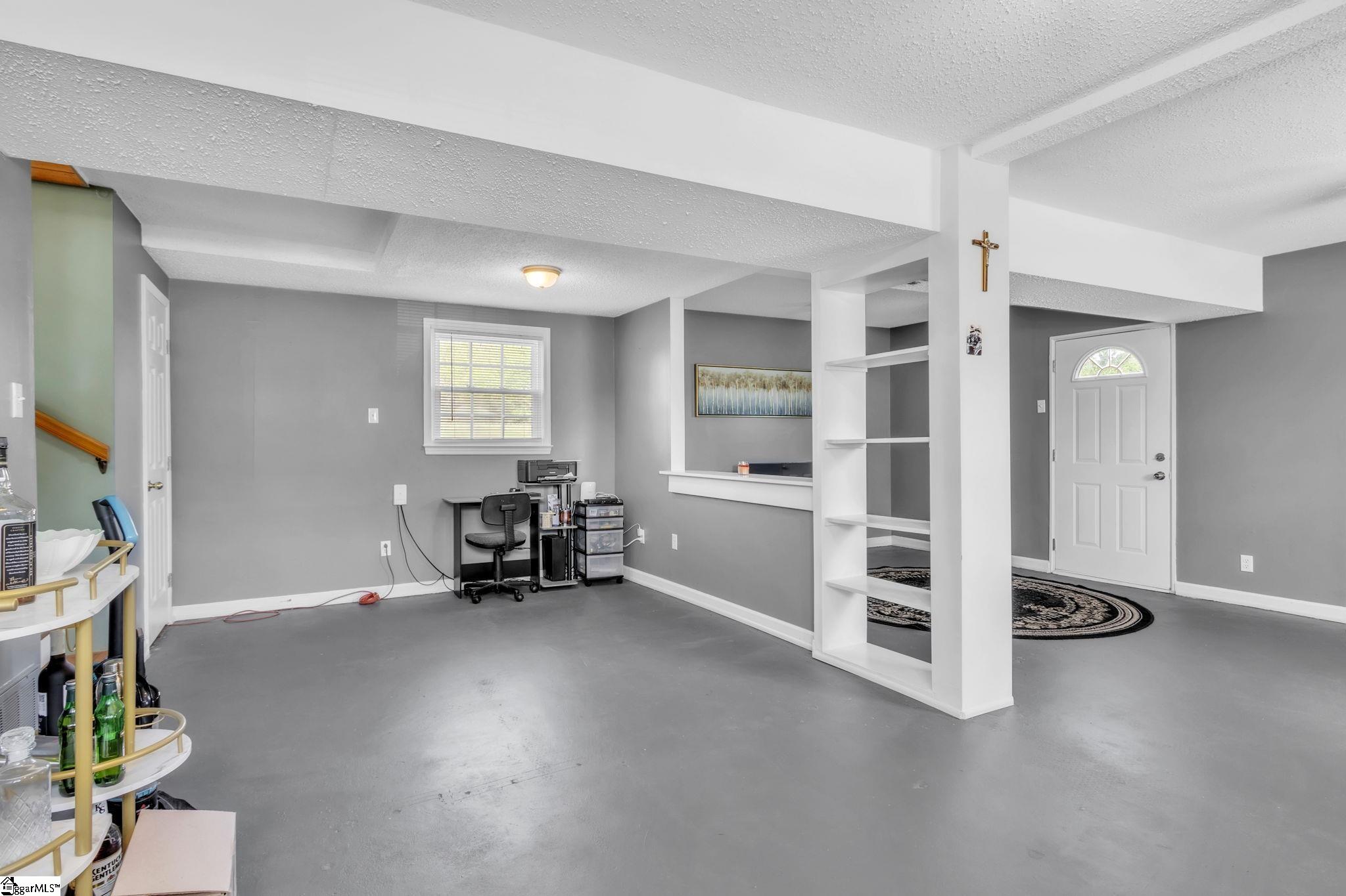 209 Brookmere Road Simpsonville, SC 29681 - Photo 17 of 22