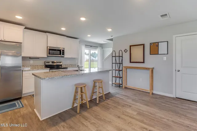 $1,900 | 14799 Audubon Lake Boulevard, Gulfport, MS 39503