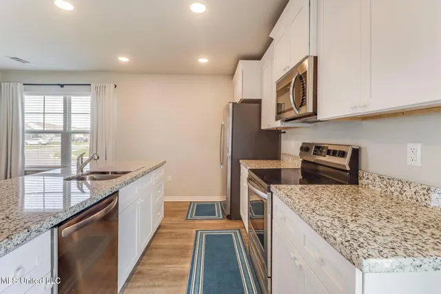 $1,900 | 14799 Audubon Lake Boulevard, Gulfport, MS 39503