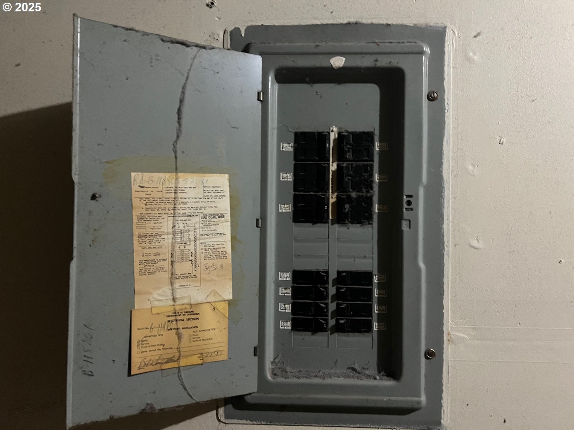 618 Ballad Way Forest Grove, OR 97116 - Photo 12 of 15 a view of a door with a window