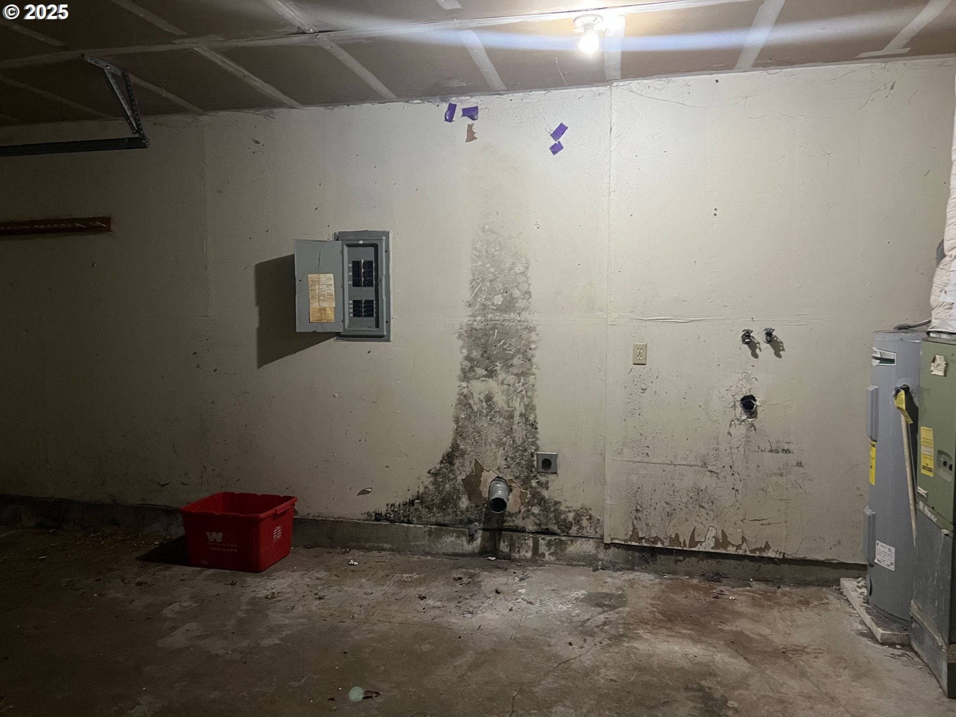 618 Ballad Way Forest Grove, OR 97116 - Photo 14 of 15 a room with a window