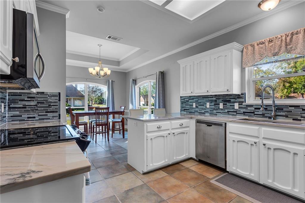 1905 Hunters Trail Drive Baton Rouge, LA 70816 - Photo 10 of 25 Gallery Image 10