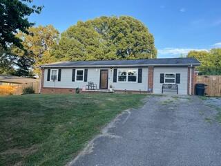 1912 Shasta Road Maryville, TN 37801 - Photo 1 of 22 IMG_0879