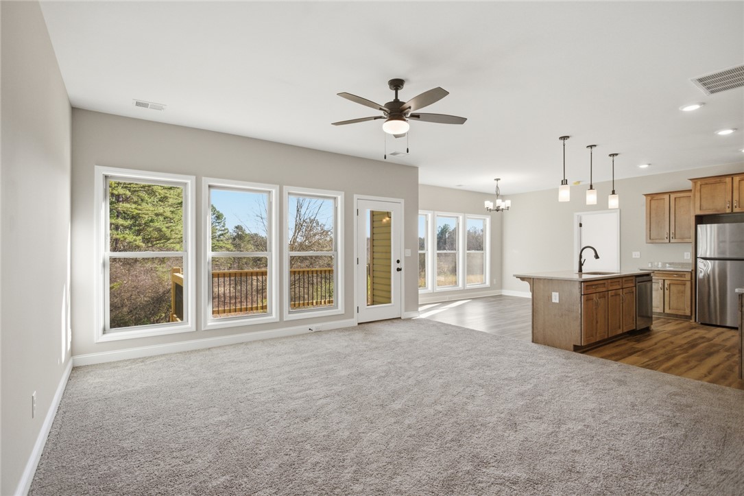 333 Oliver Road Westminster, SC 29693 - Photo 12 of 27