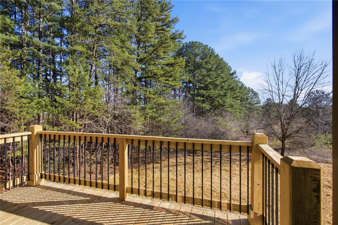 333 Oliver Road Westminster, SC 29693 - Photo 10 of 27