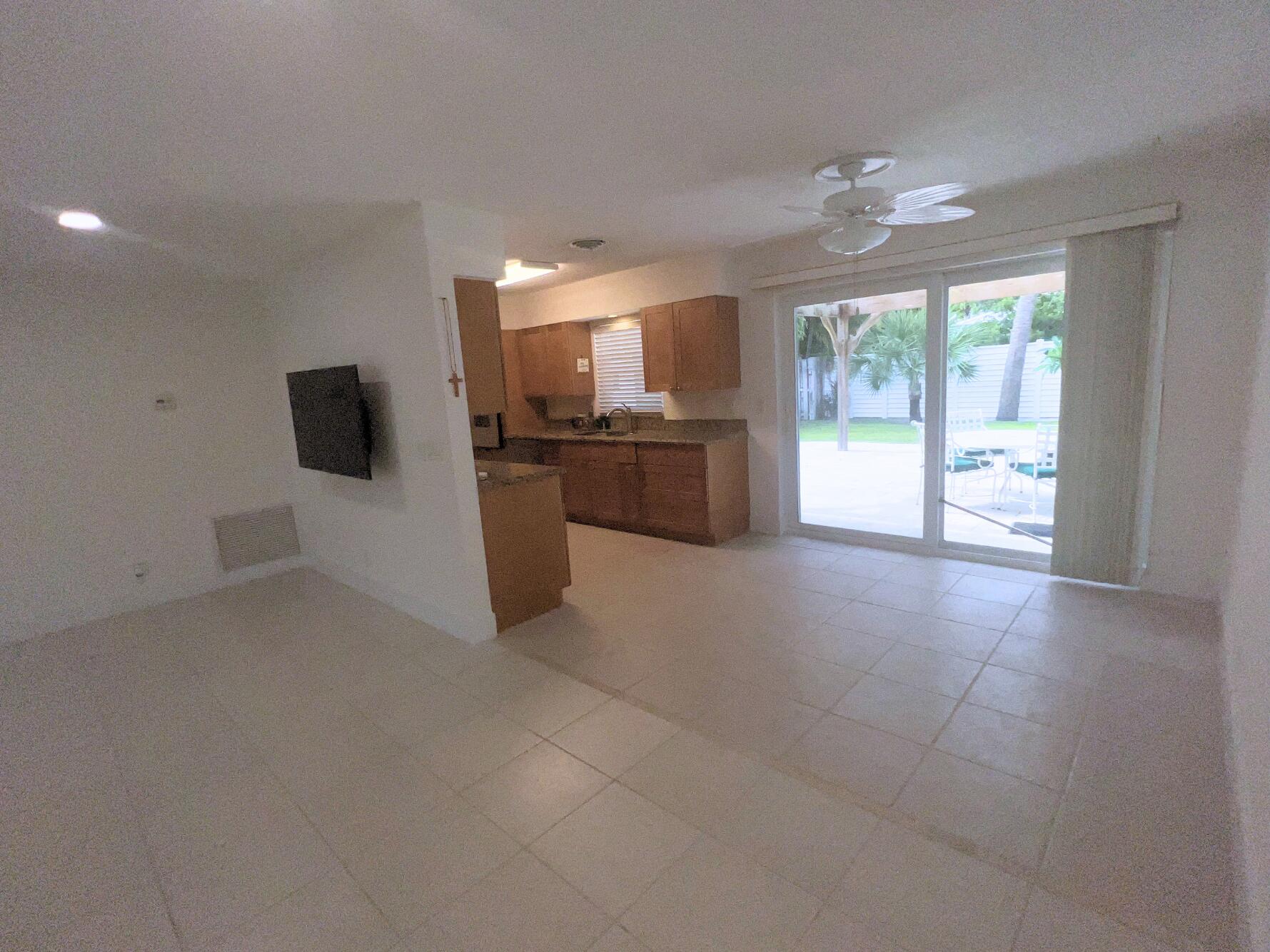 1260 Manor Drive Riviera Beach, FL 33404 - Photo 52 of 56 286