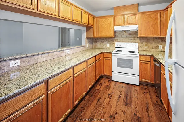 $1,500 | 2034 Legacy Lane, College Station, TX 77840