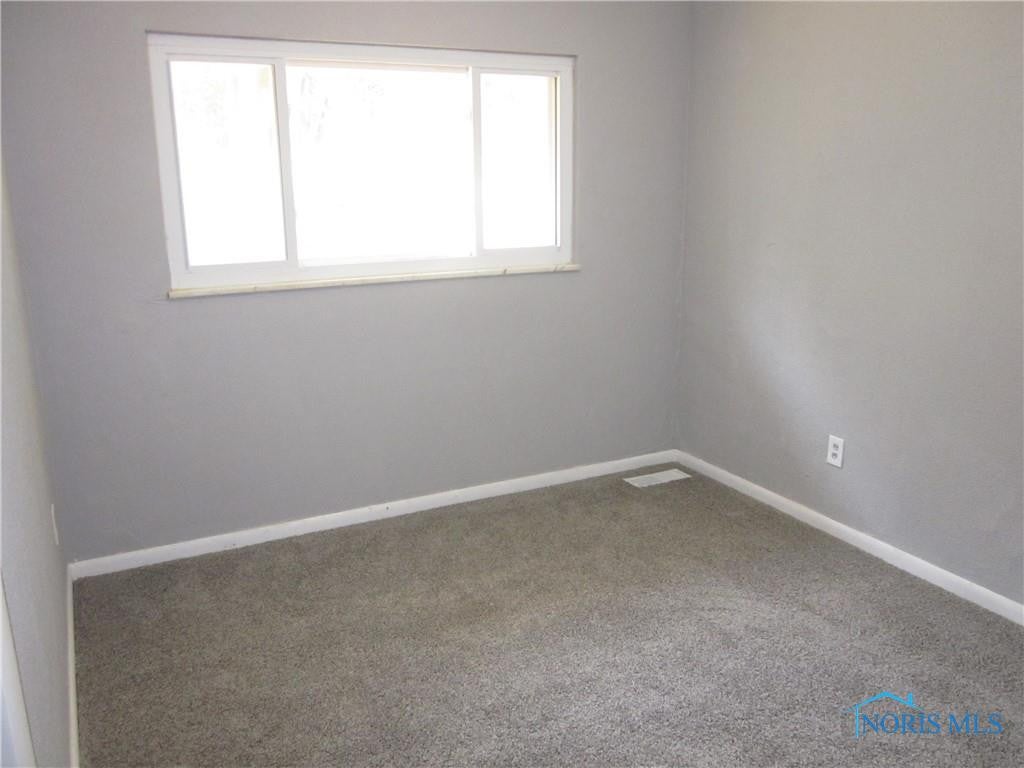 3135 West Laskey Road Toledo, OH 43613 - Photo 12 of 20 Gallery Image 12