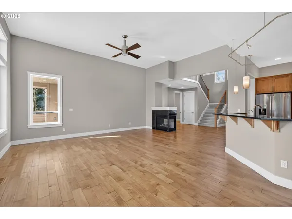 $1,498,000 | 32092 Willamette Way East, Wilsonville, OR 97070
