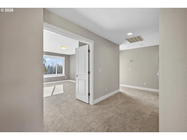 $1,498,000 | 32092 Willamette Way East, Wilsonville, OR 97070