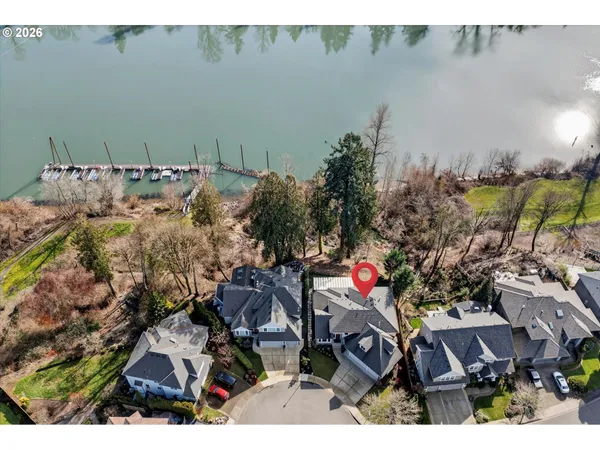 $1,498,000 | 32092 Willamette Way East, Wilsonville, OR 97070
