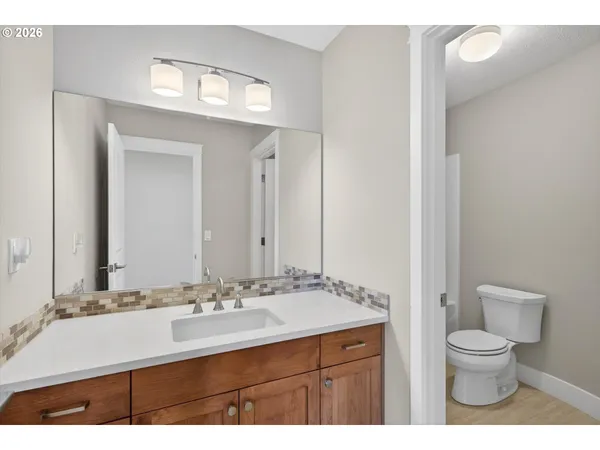 $1,498,000 | 32092 Willamette Way East, Wilsonville, OR 97070