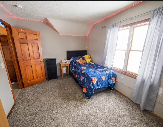 $325,000 | 22598 700th Avenue, Albert Lea, MN 56007