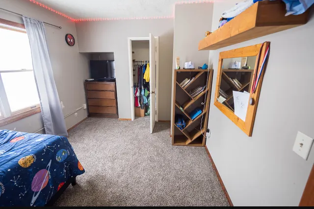 $325,000 | 22598 700th Avenue, Albert Lea, MN 56007