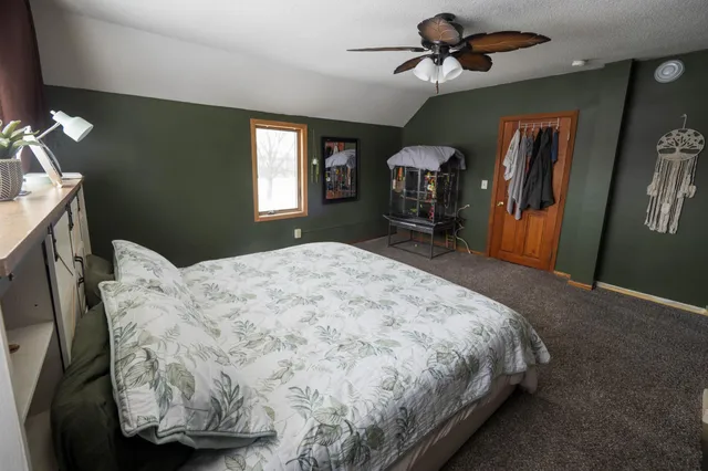 $325,000 | 22598 700th Avenue, Albert Lea, MN 56007