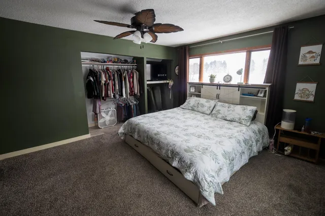 $325,000 | 22598 700th Avenue, Albert Lea, MN 56007